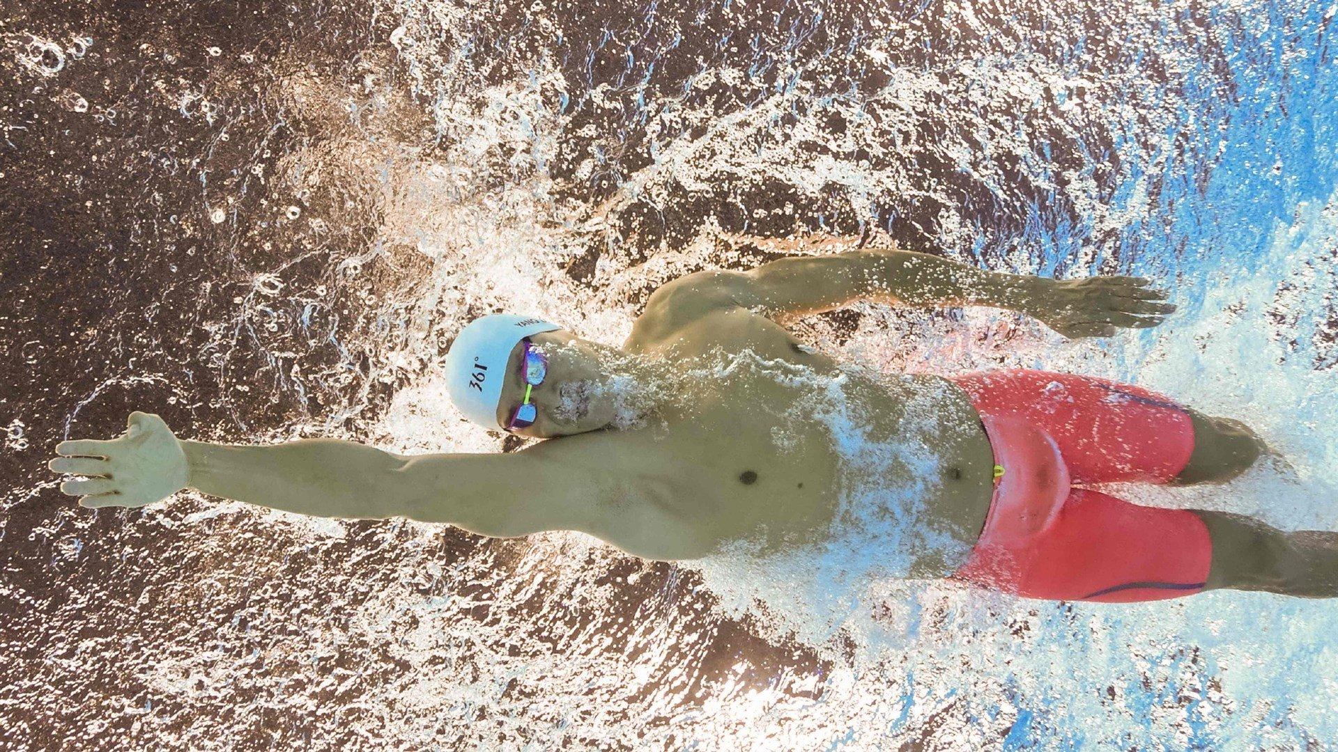 世界杯激战正酣，豪门对决引爆全球热潮，新星崛起改写足坛格局